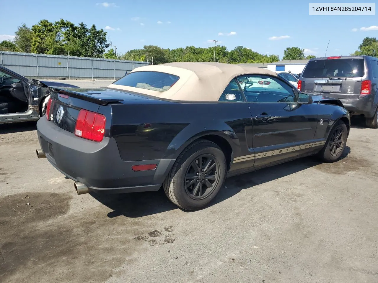 2008 Ford Mustang VIN: 1ZVHT84N285204714 Lot: 68743984