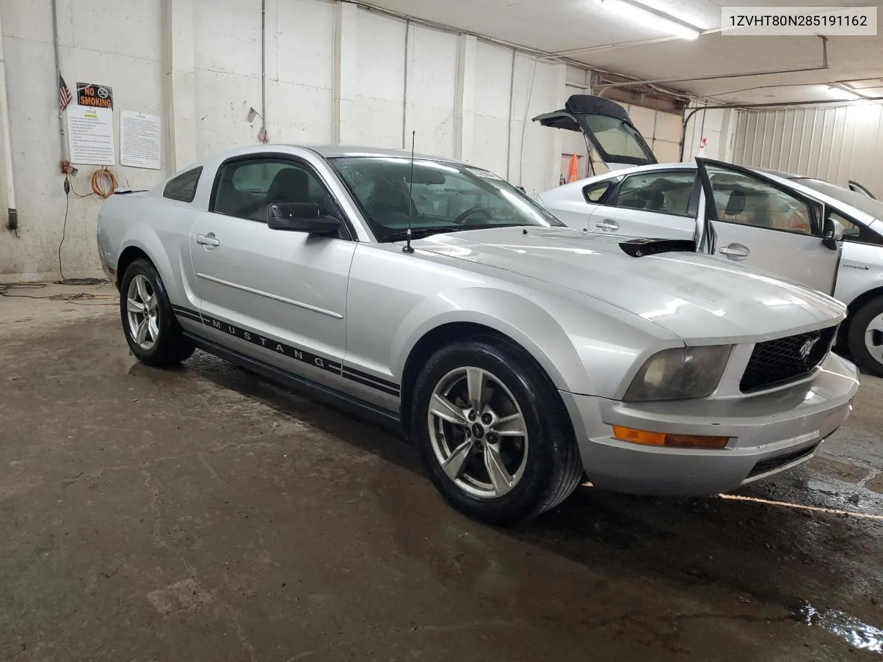 2008 Ford Mustang VIN: 1ZVHT80N285191162 Lot: 72329604