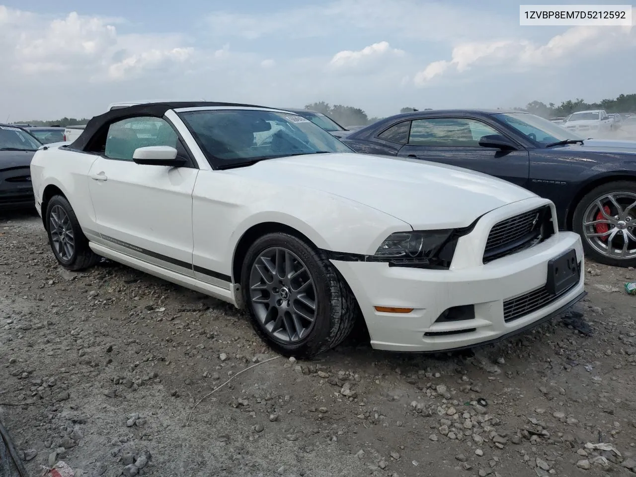 2013 Ford Mustang VIN: 1ZVBP8EM7D5212592 Lot: 68049484