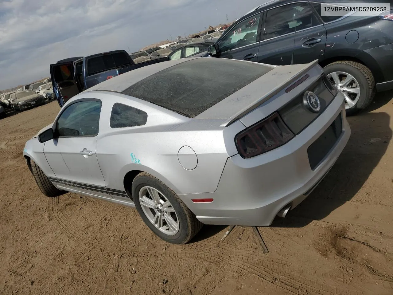 2013 Ford Mustang VIN: 1ZVBP8AM5D5209258 Lot: 77016034