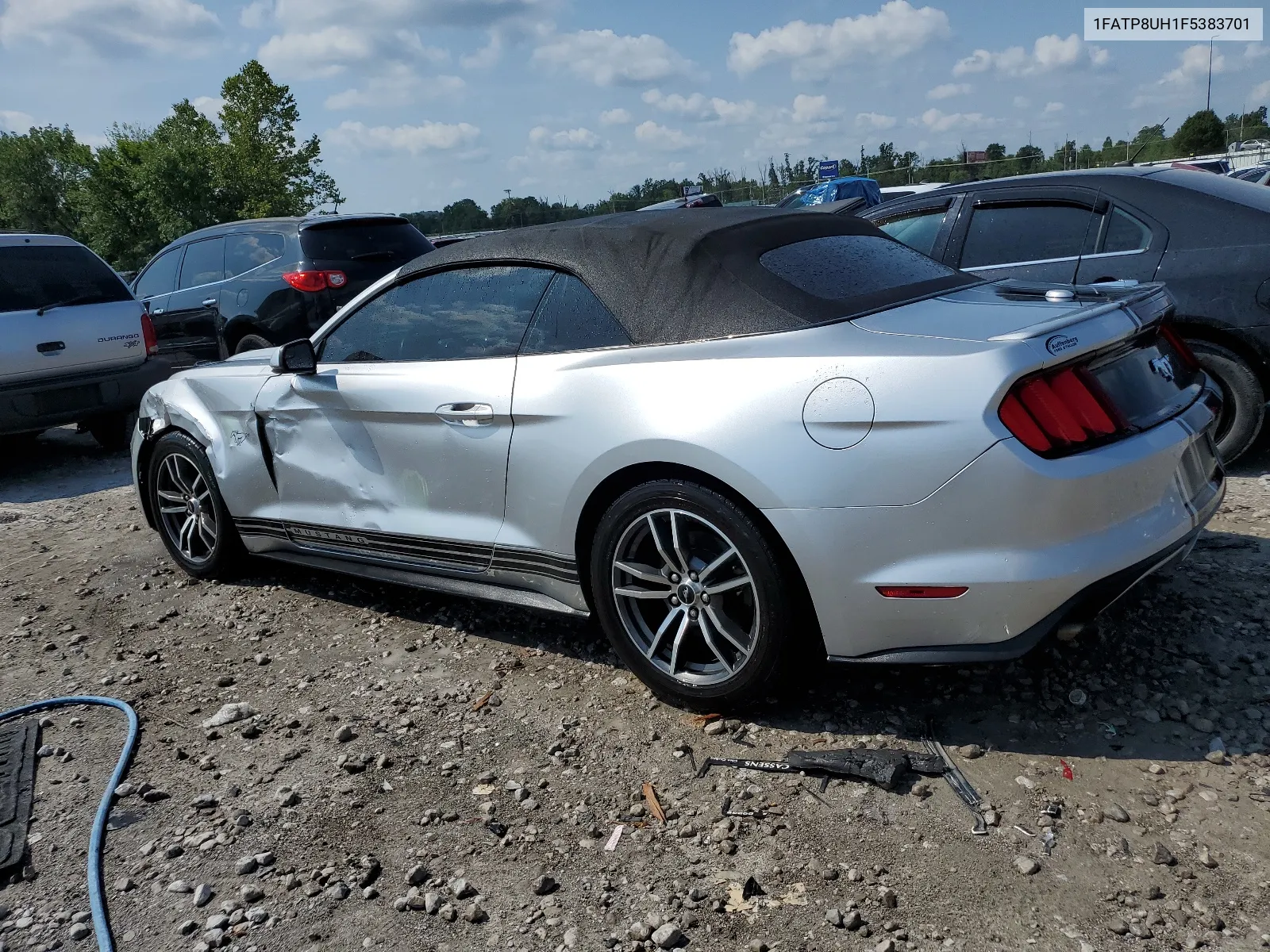 1FATP8UH1F5383701 2015 Ford Mustang