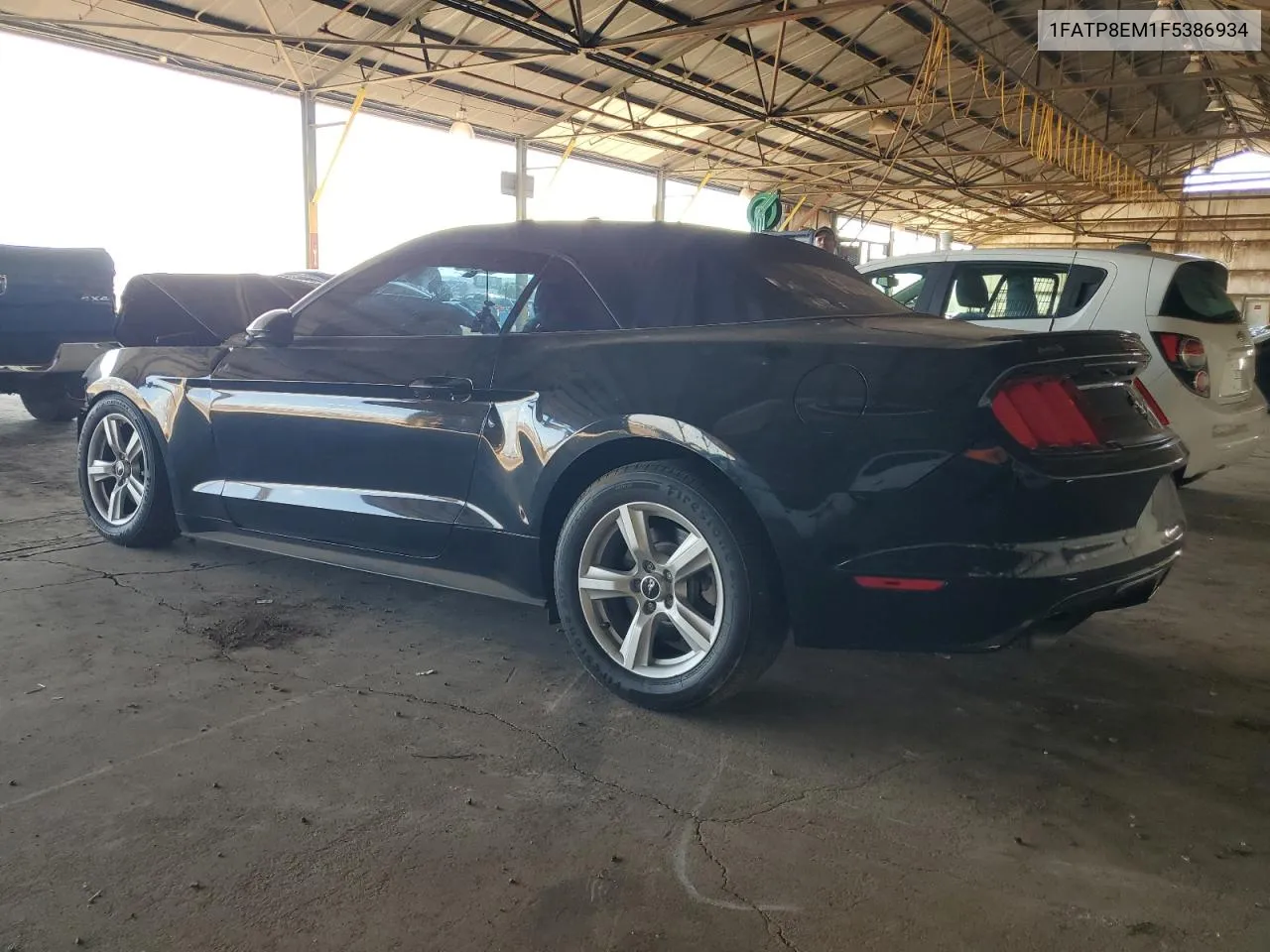 2015 Ford Mustang VIN: 1FATP8EM1F5386934 Lot: 71882244