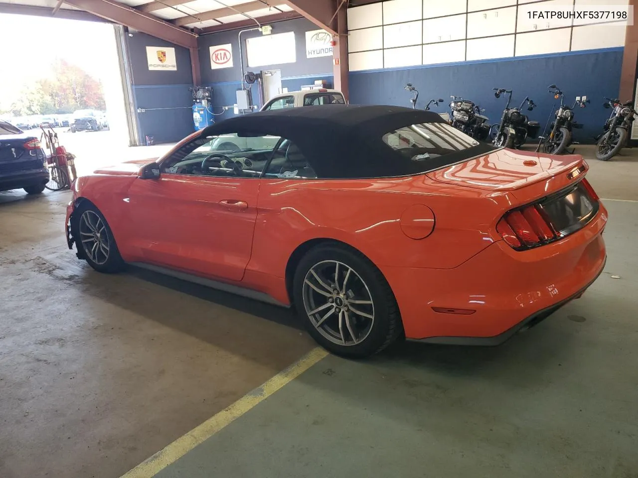 2015 Ford Mustang VIN: 1FATP8UHXF5377198 Lot: 77274864