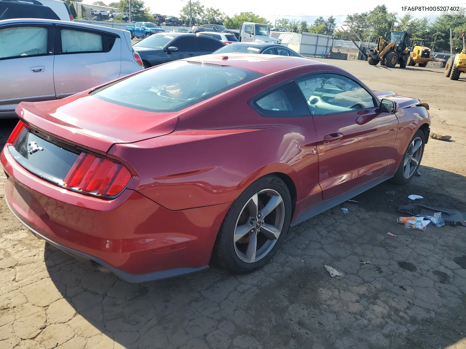 1FA6P8TH0G5207402 2016 Ford Mustang