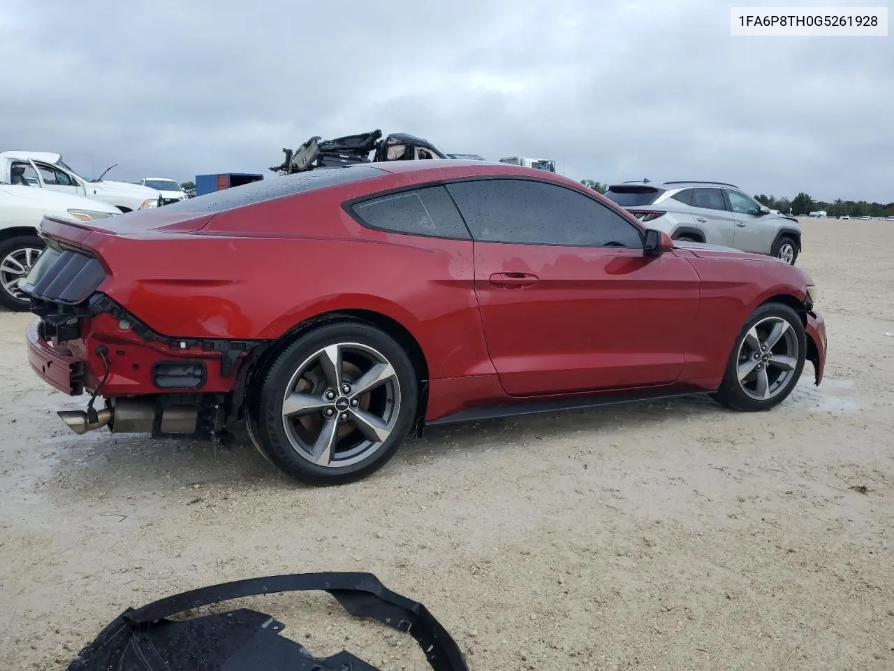 2016 Ford Mustang VIN: 1FA6P8TH0G5261928 Lot: 70767094