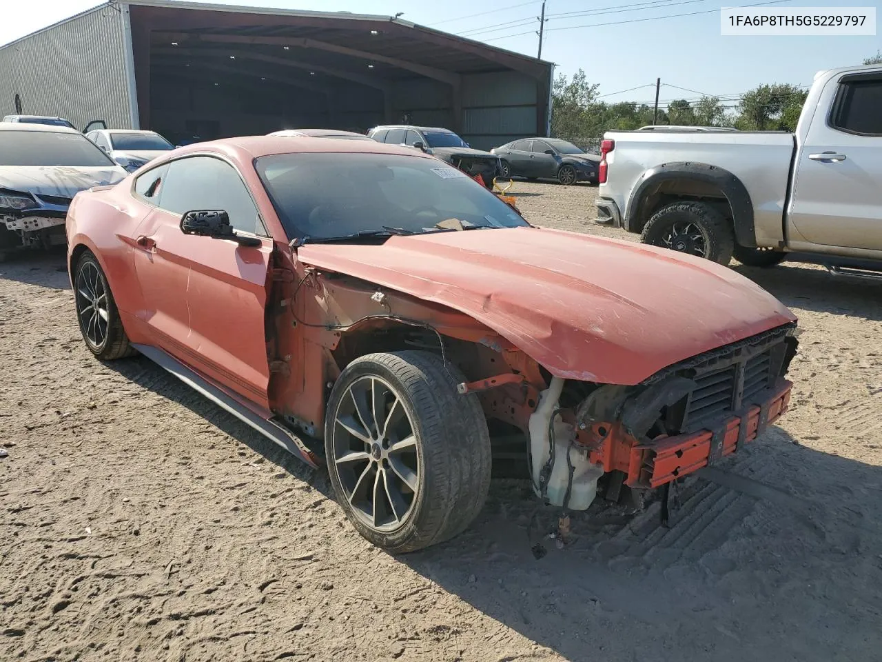 2016 Ford Mustang VIN: 1FA6P8TH5G5229797 Lot: 75873124