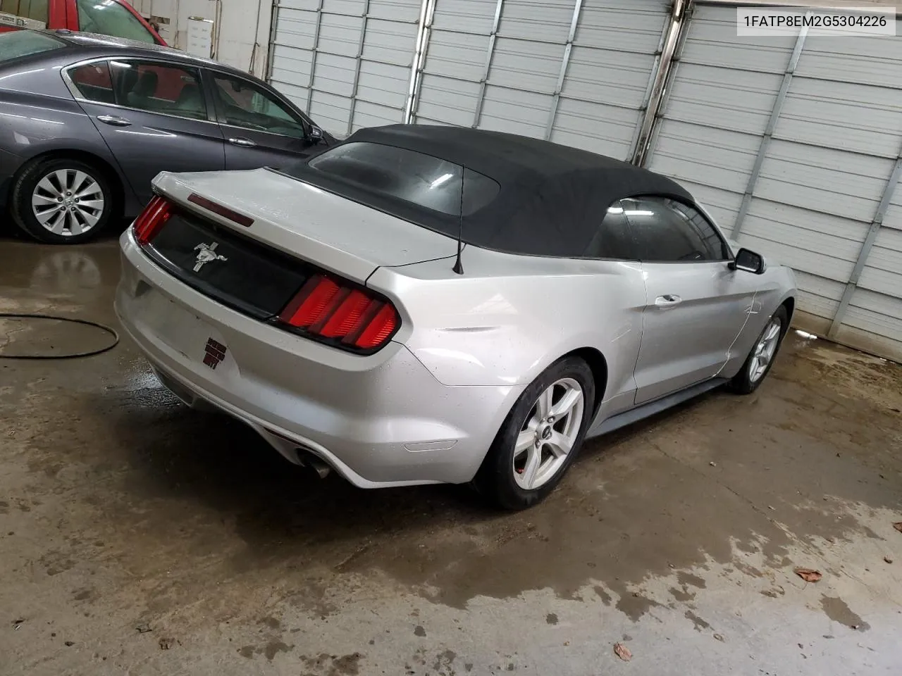 2016 Ford Mustang VIN: 1FATP8EM2G5304226 Lot: 76667754