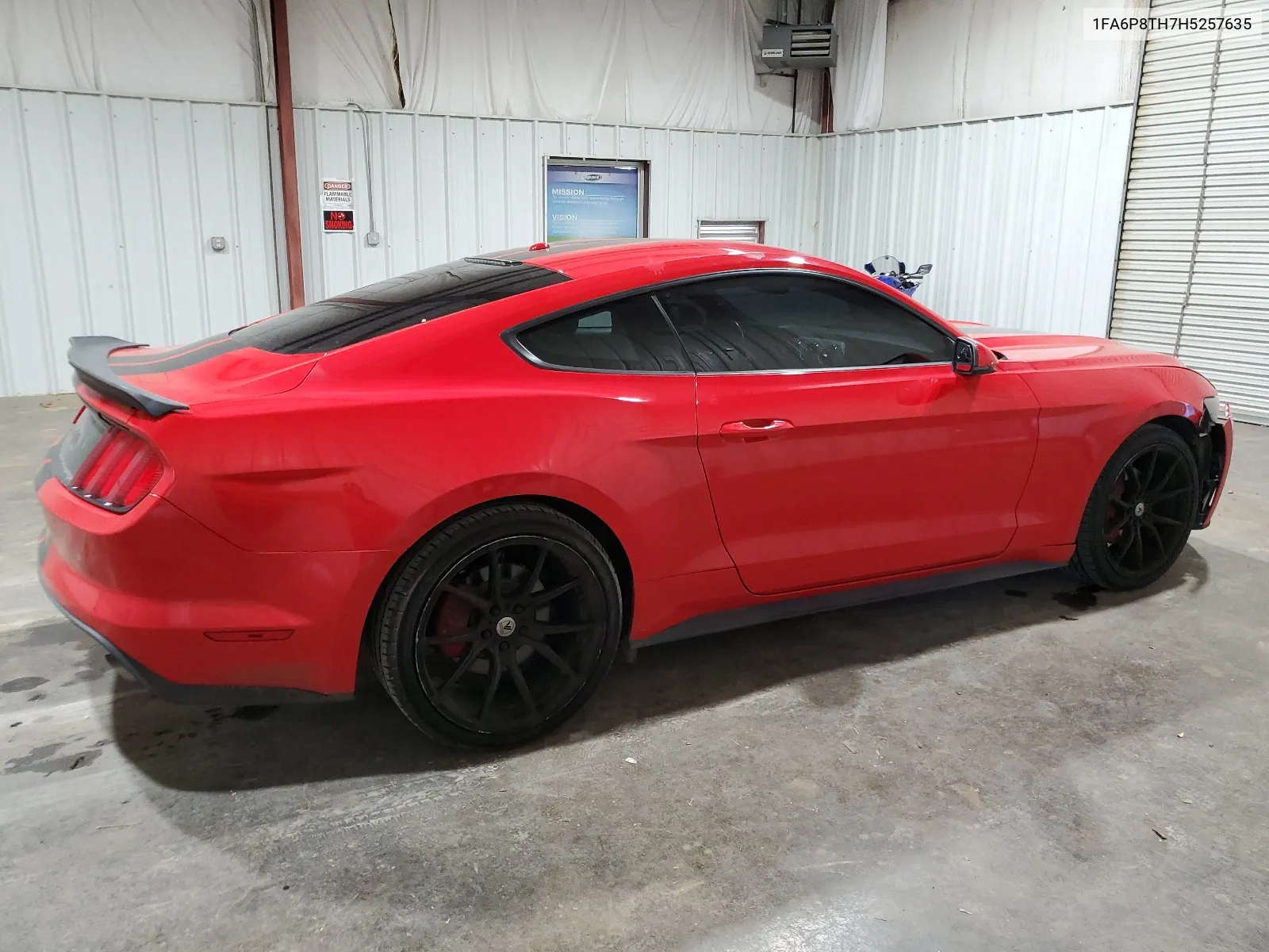 2017 Ford Mustang VIN: 1FA6P8TH7H5257635 Lot: 65048524