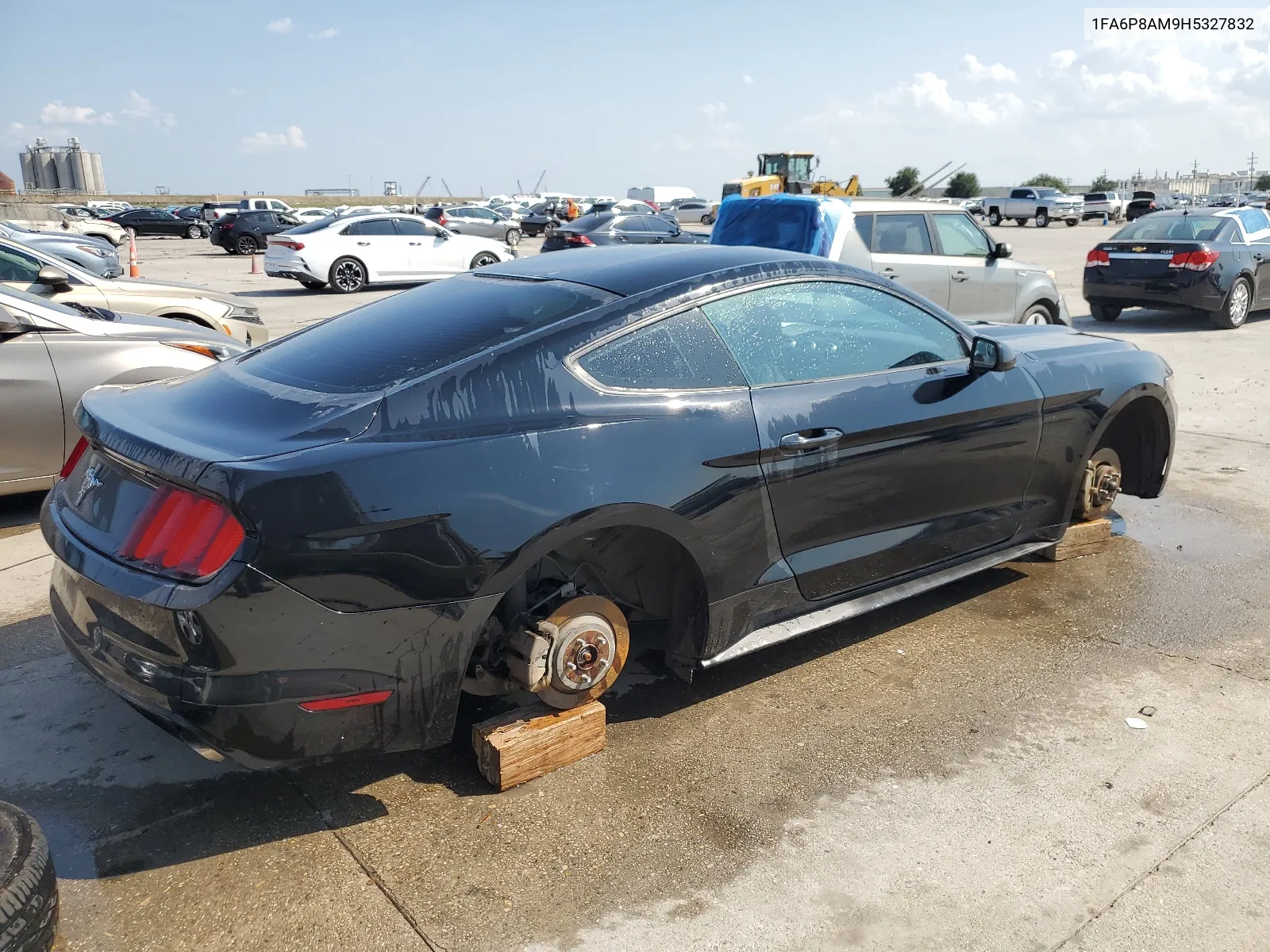 2017 Ford Mustang VIN: 1FA6P8AM9H5327832 Lot: 65767314