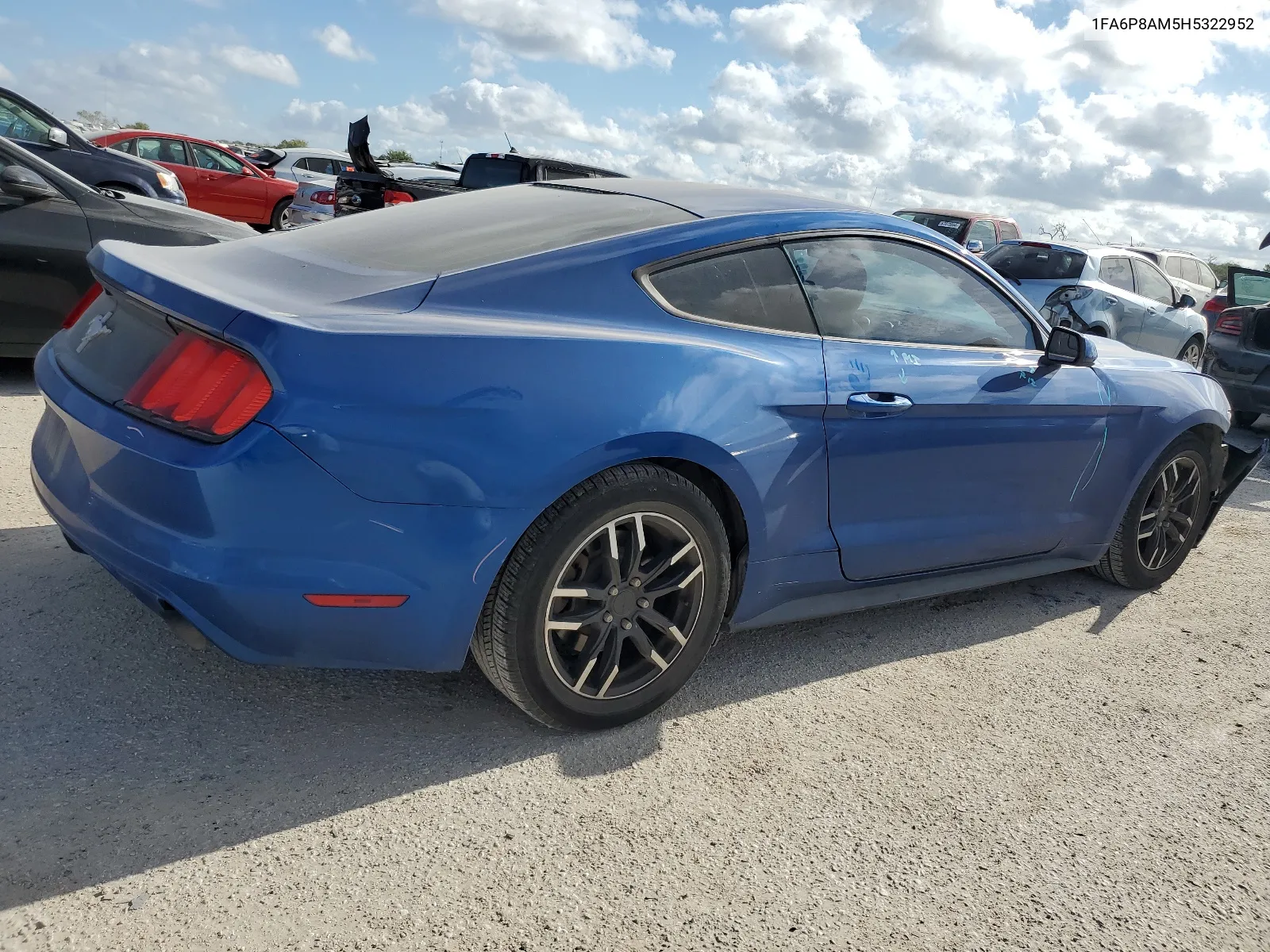 2017 Ford Mustang VIN: 1FA6P8AM5H5322952 Lot: 67096294