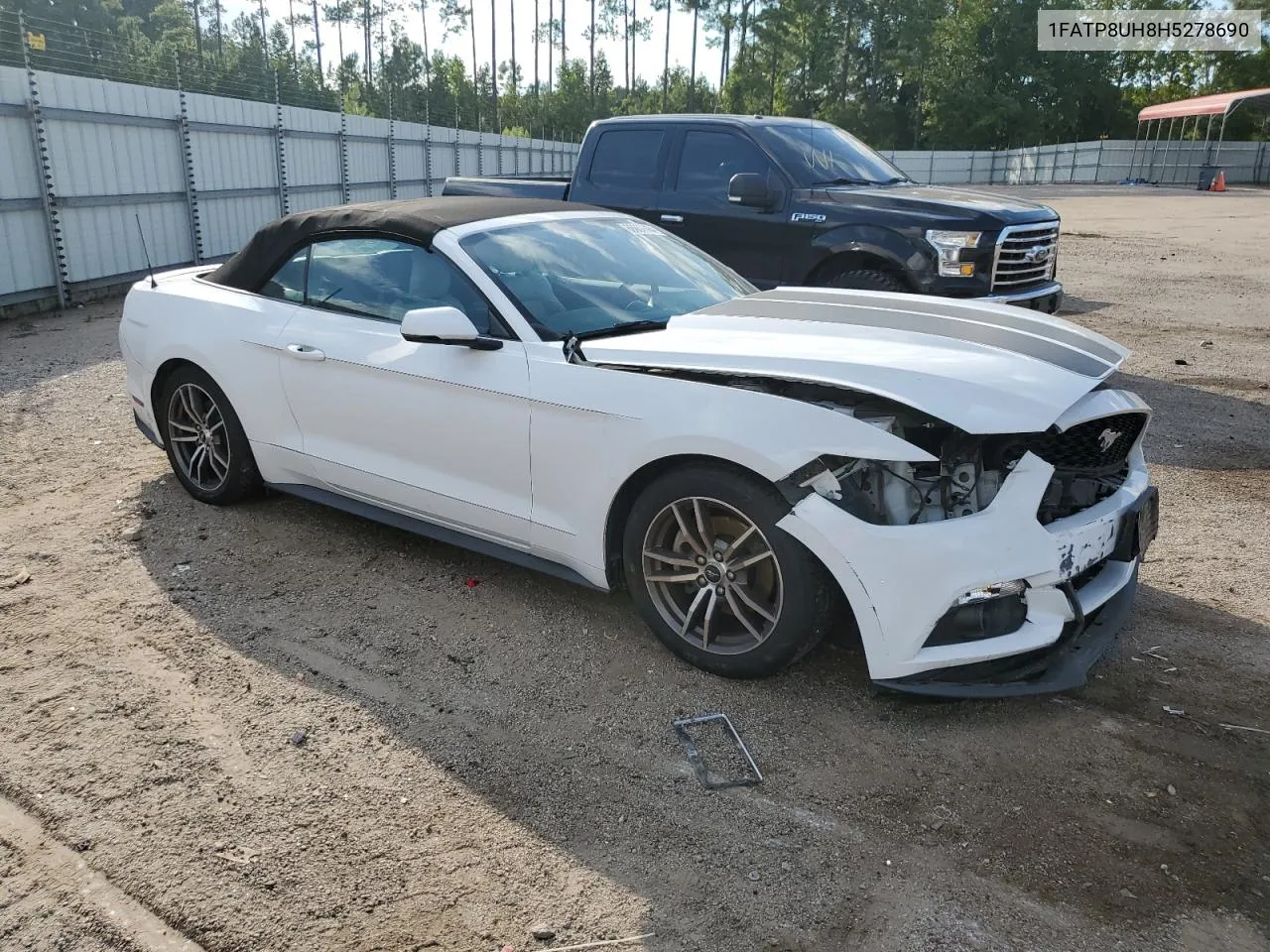 1FATP8UH8H5278690 2017 Ford Mustang