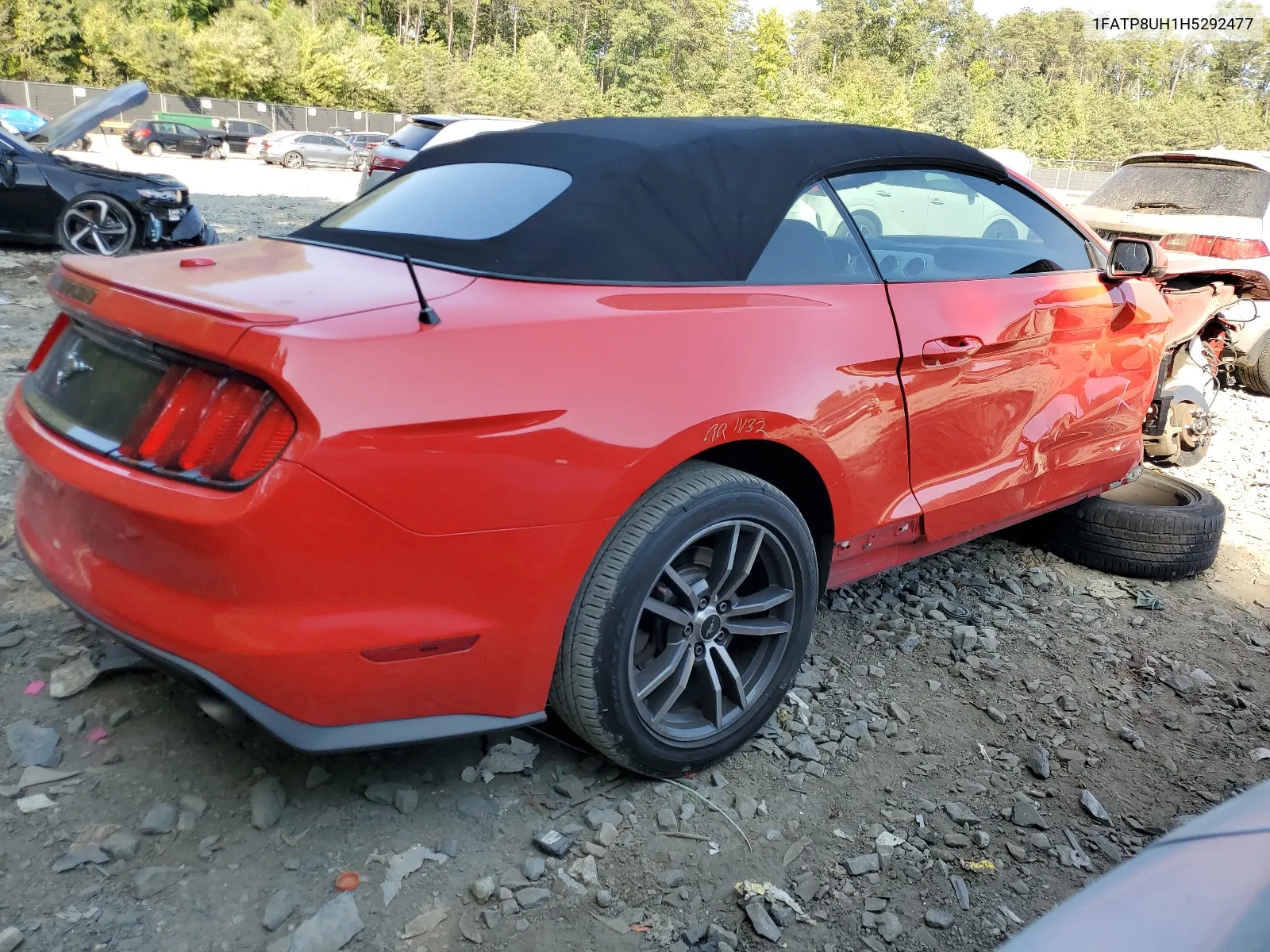 2017 Ford Mustang VIN: 1FATP8UH1H5292477 Lot: 68927234