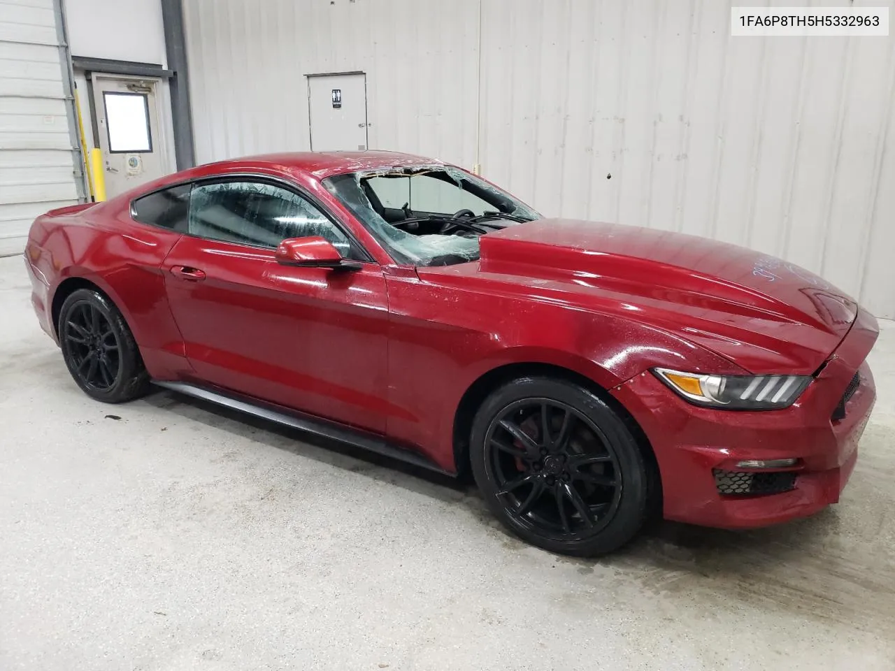 2017 Ford Mustang VIN: 1FA6P8TH5H5332963 Lot: 69224254