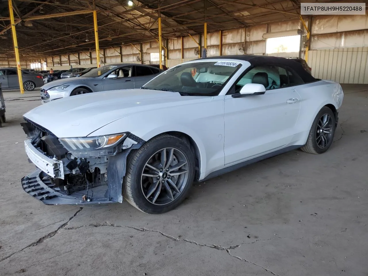 2017 Ford Mustang VIN: 1FATP8UH9H5220488 Lot: 71574524