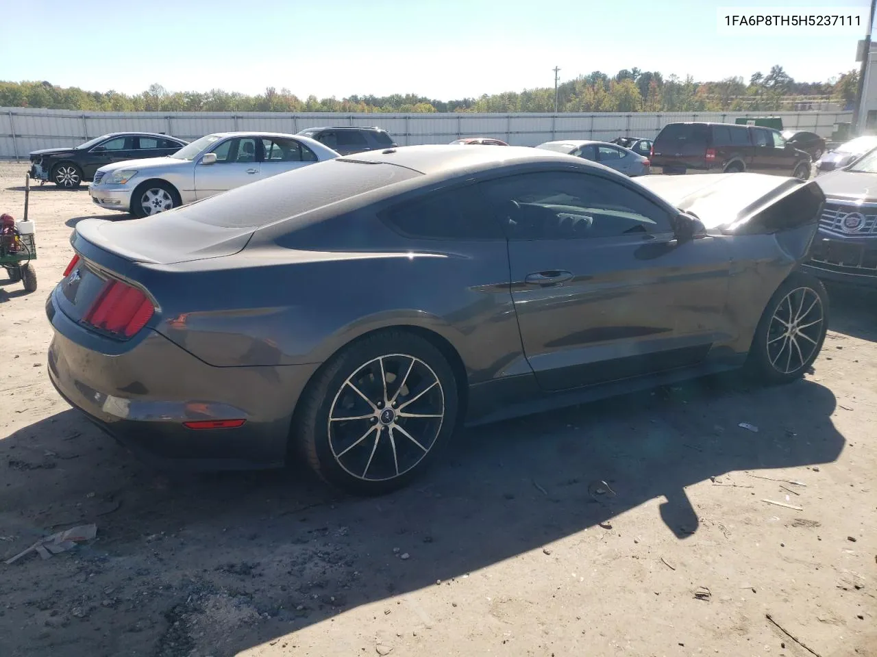 2017 Ford Mustang VIN: 1FA6P8TH5H5237111 Lot: 74330214