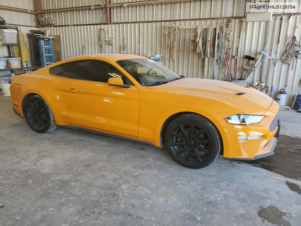 2018 Ford Mustang VIN: 1FA6P8TH9J5128754 Lot: 73601844