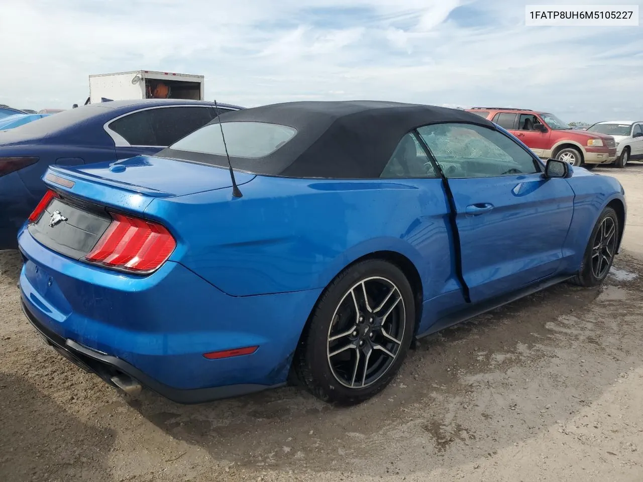 2021 Ford Mustang VIN: 1FATP8UH6M5105227 Lot: 76381334