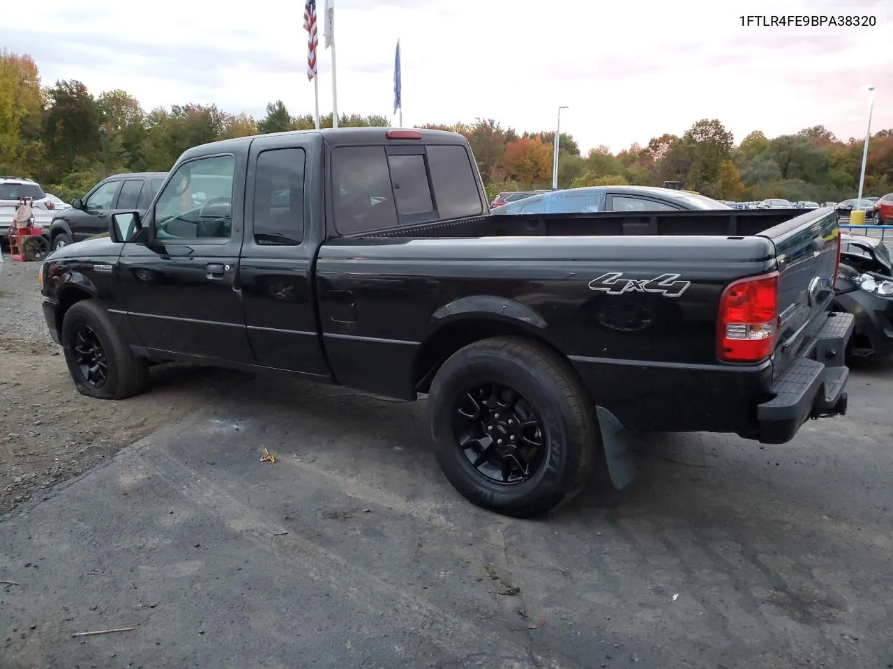 2011 Ford Ranger Super Cab VIN: 1FTLR4FE9BPA38320 Lot: 75216154