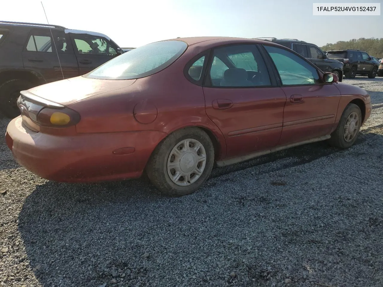 1997 Ford Taurus Gl VIN: 1FALP52U4VG152437 Lot: 74660084