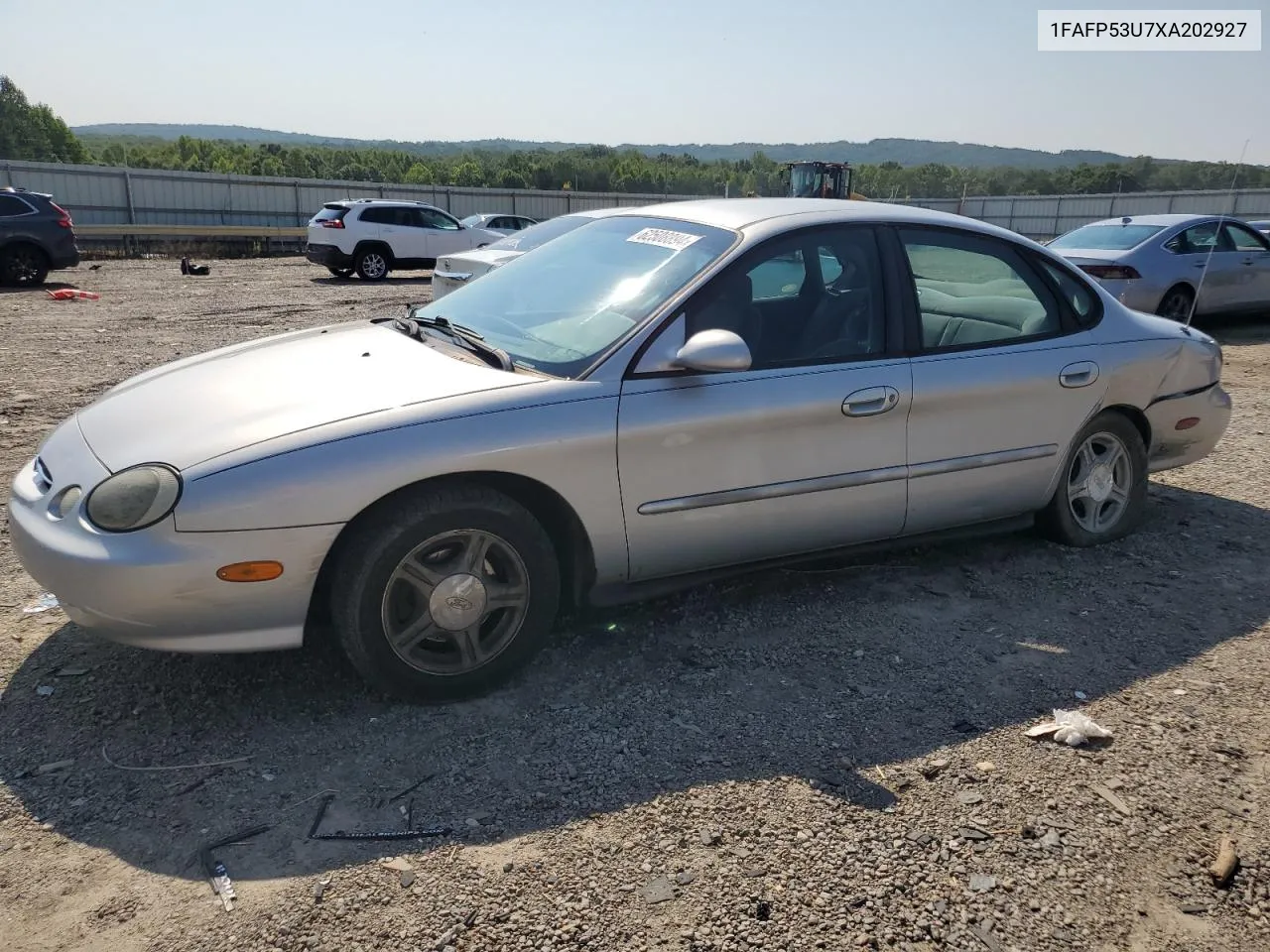 1999 Ford Taurus Se VIN: 1FAFP53U7XA202927 Lot: 62508894