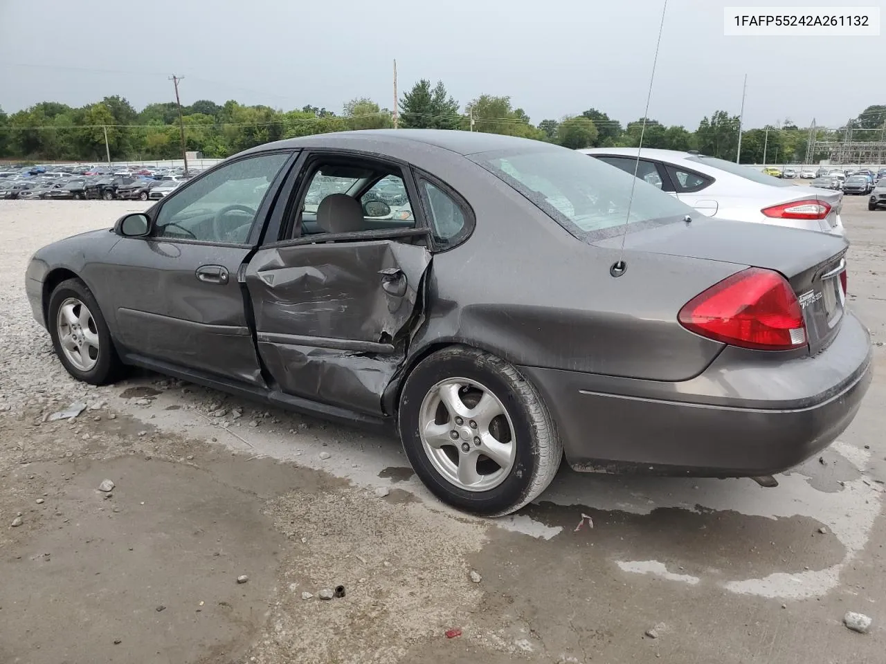 2002 Ford Taurus Ses VIN: 1FAFP55242A261132 Lot: 67378254