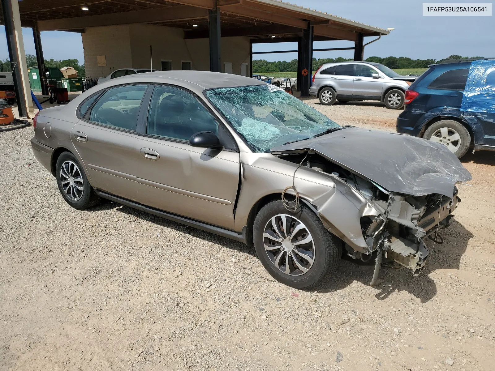 2005 Ford Taurus Se VIN: 1FAFP53U25A106541 Lot: 58283274