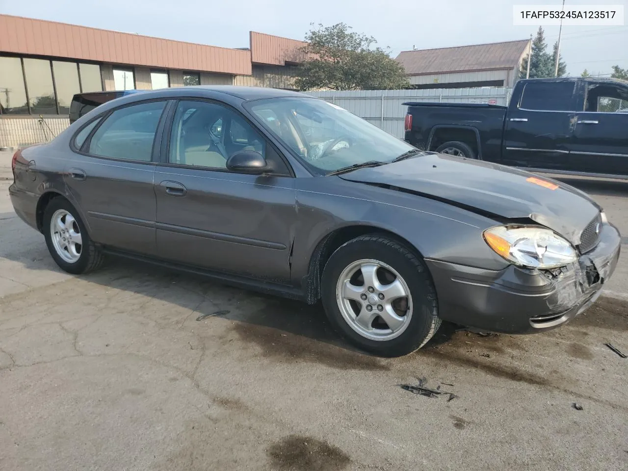 1FAFP53245A123517 2005 Ford Taurus Se