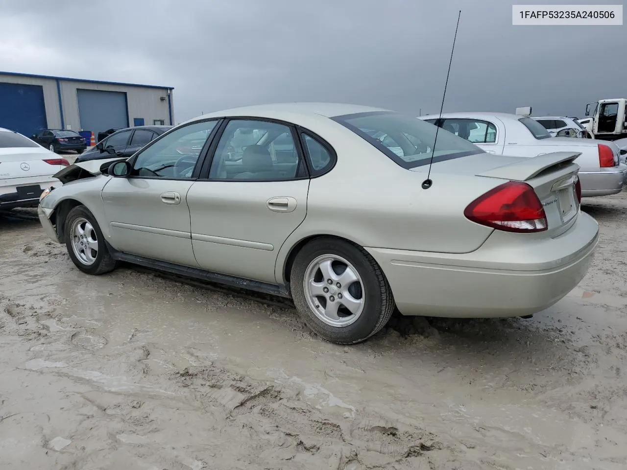 2005 Ford Taurus Se VIN: 1FAFP53235A240506 Lot: 72719024