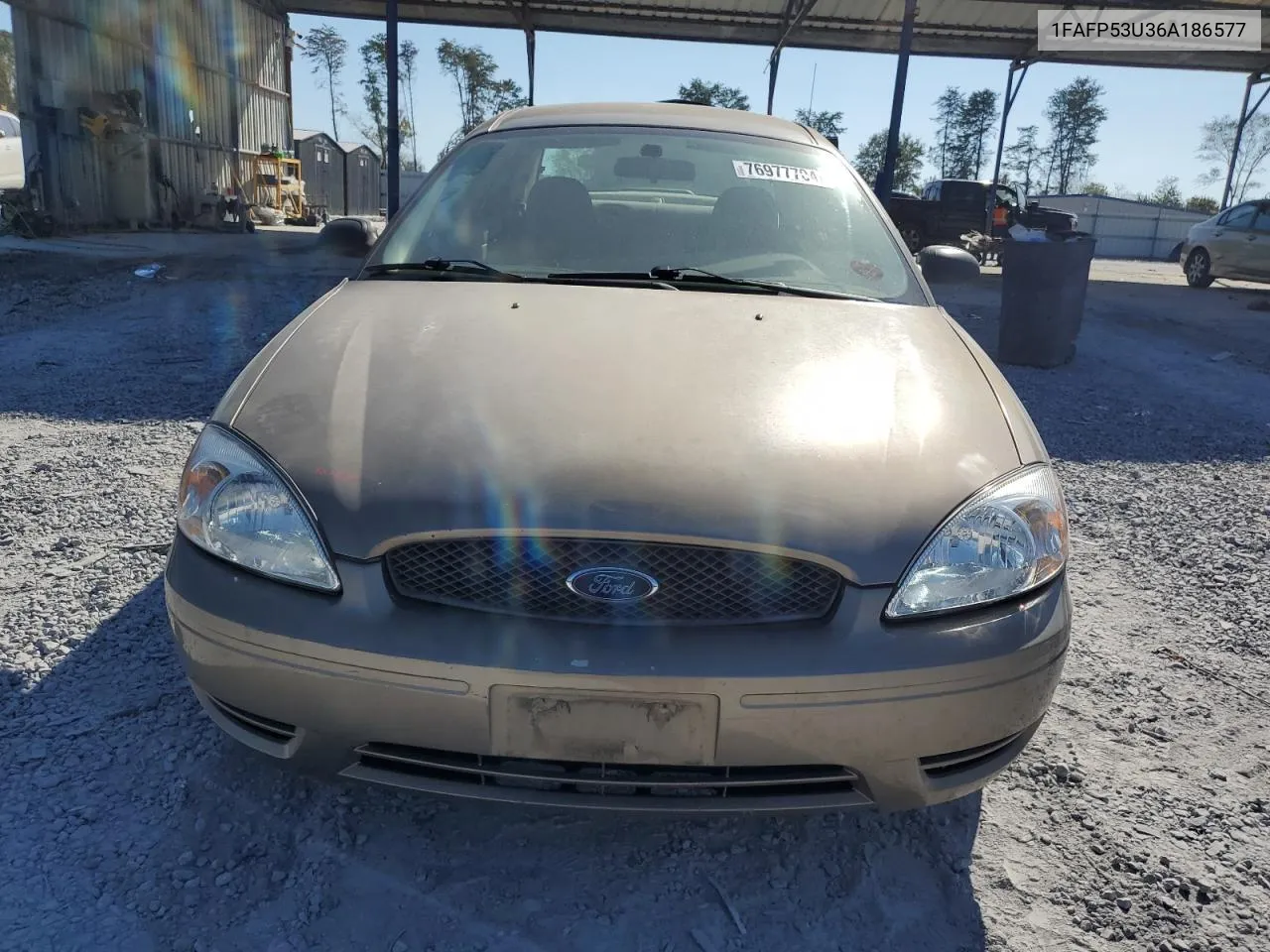 2006 Ford Taurus Se VIN: 1FAFP53U36A186577 Lot: 76977704