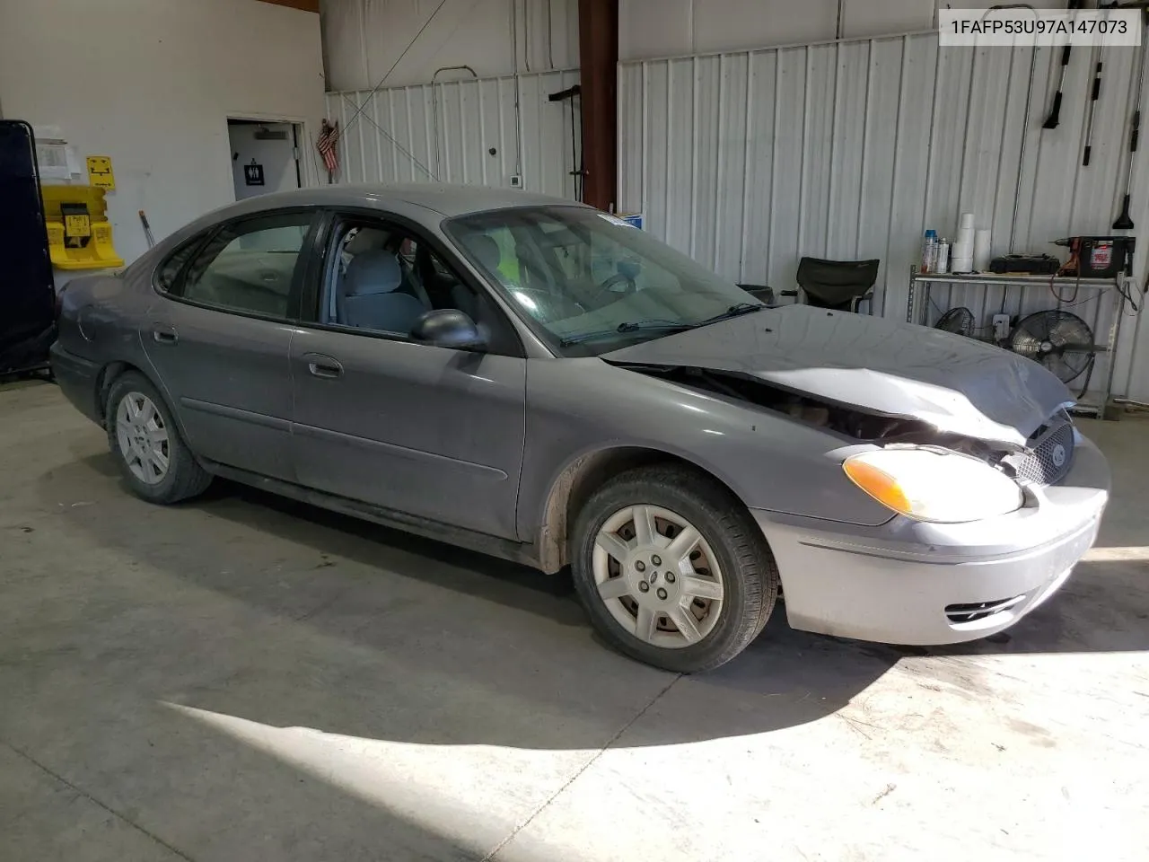 2007 Ford Taurus Se VIN: 1FAFP53U97A147073 Lot: 73701504