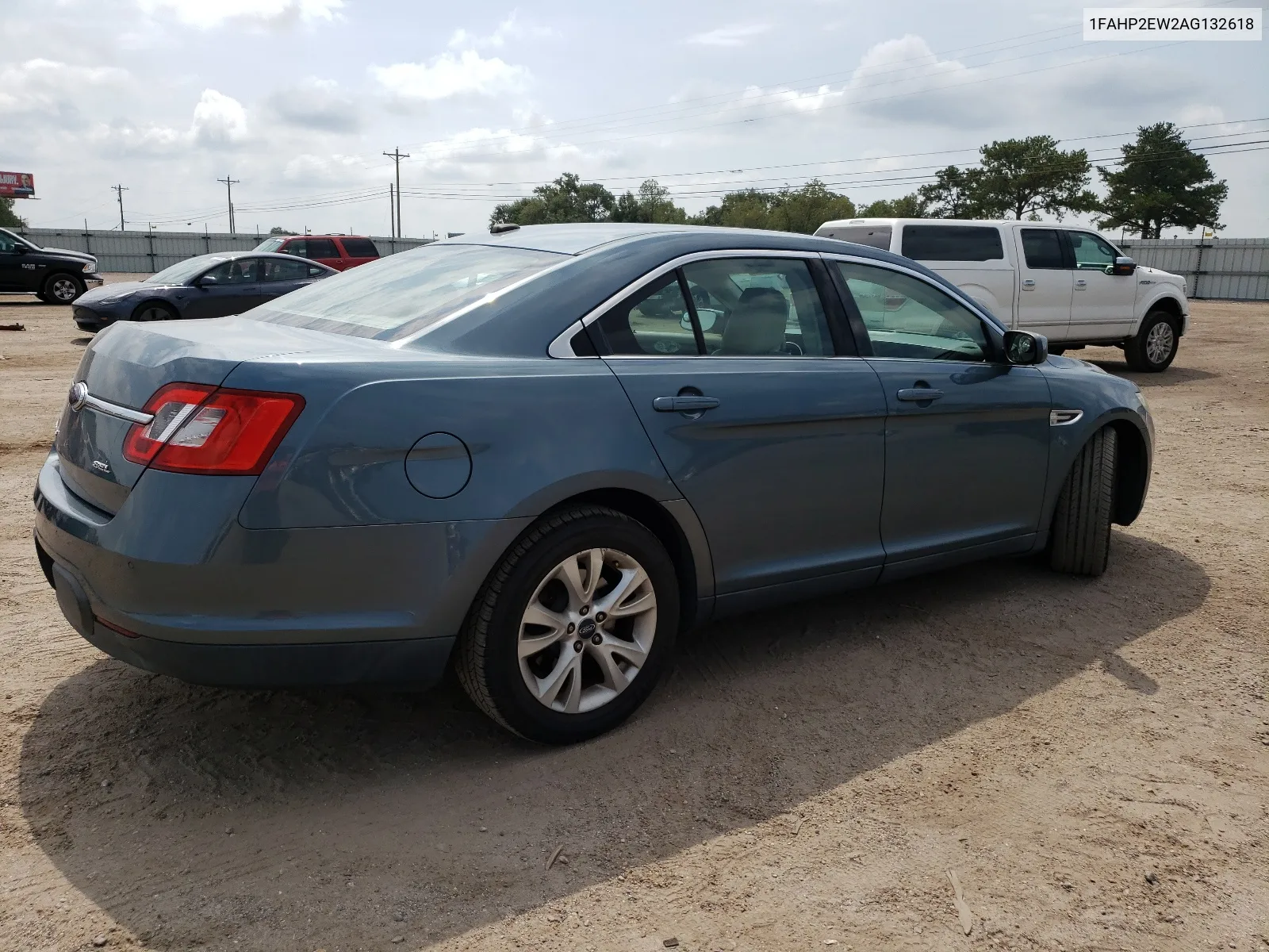 1FAHP2EW2AG132618 2010 Ford Taurus Sel