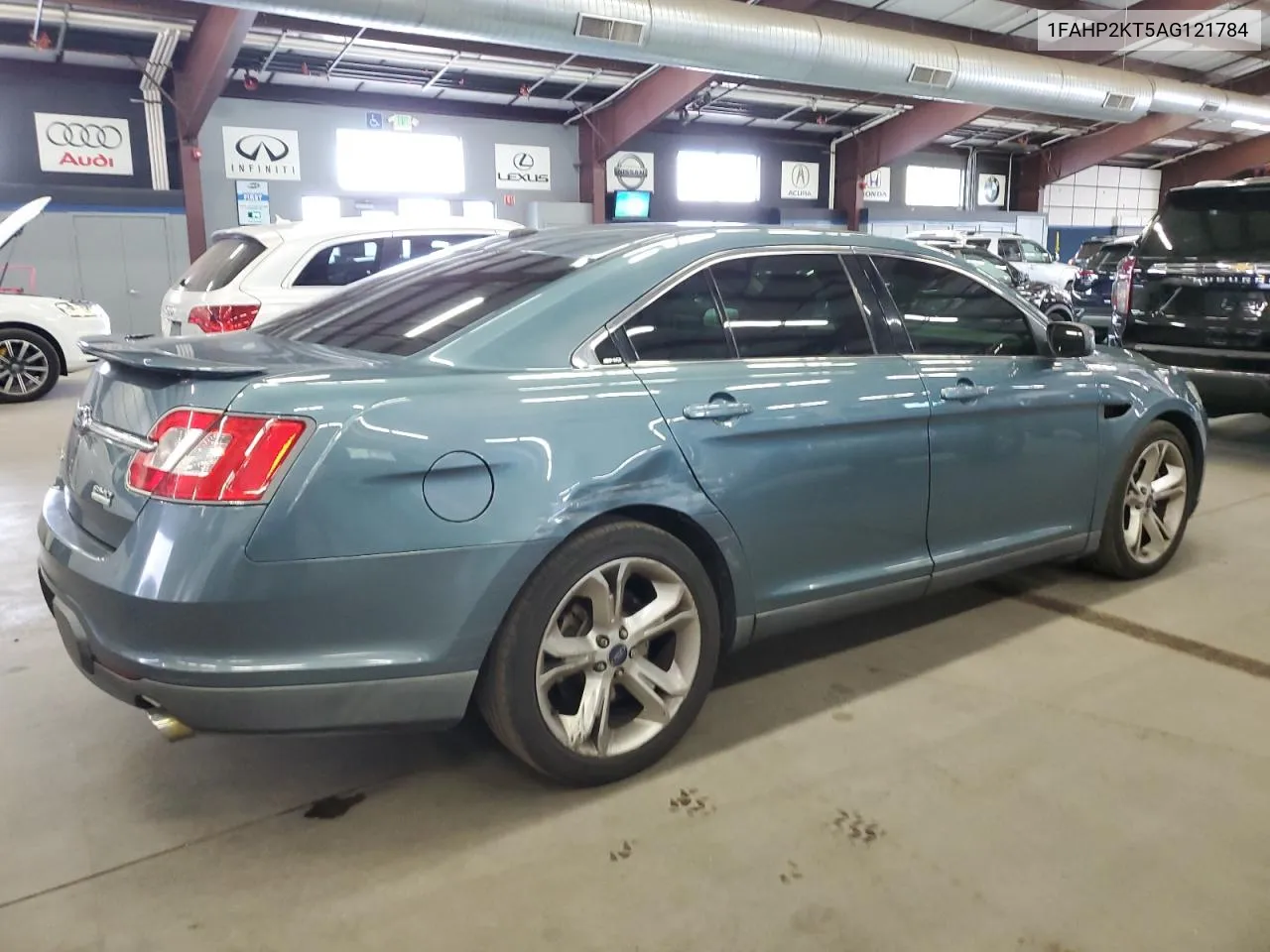 1FAHP2KT5AG121784 2010 Ford Taurus Sho