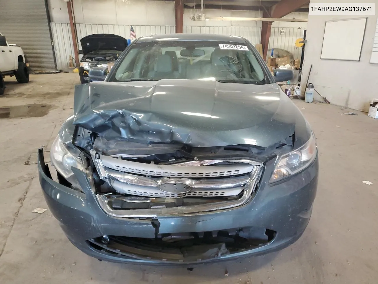 2010 Ford Taurus Sel VIN: 1FAHP2EW9AG137671 Lot: 74302854