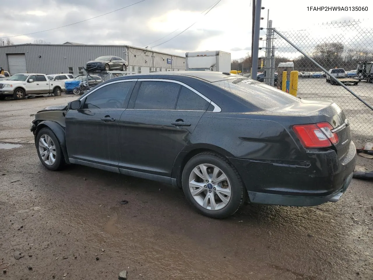 2010 Ford Taurus Sel VIN: 1FAHP2HW9AG135060 Lot: 79680404