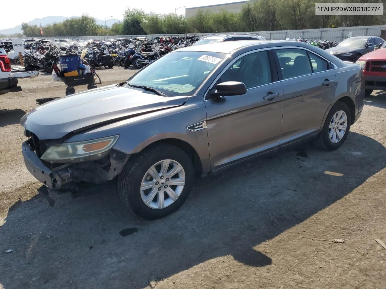 1FAHP2DWXBG180774 2011 Ford Taurus Se