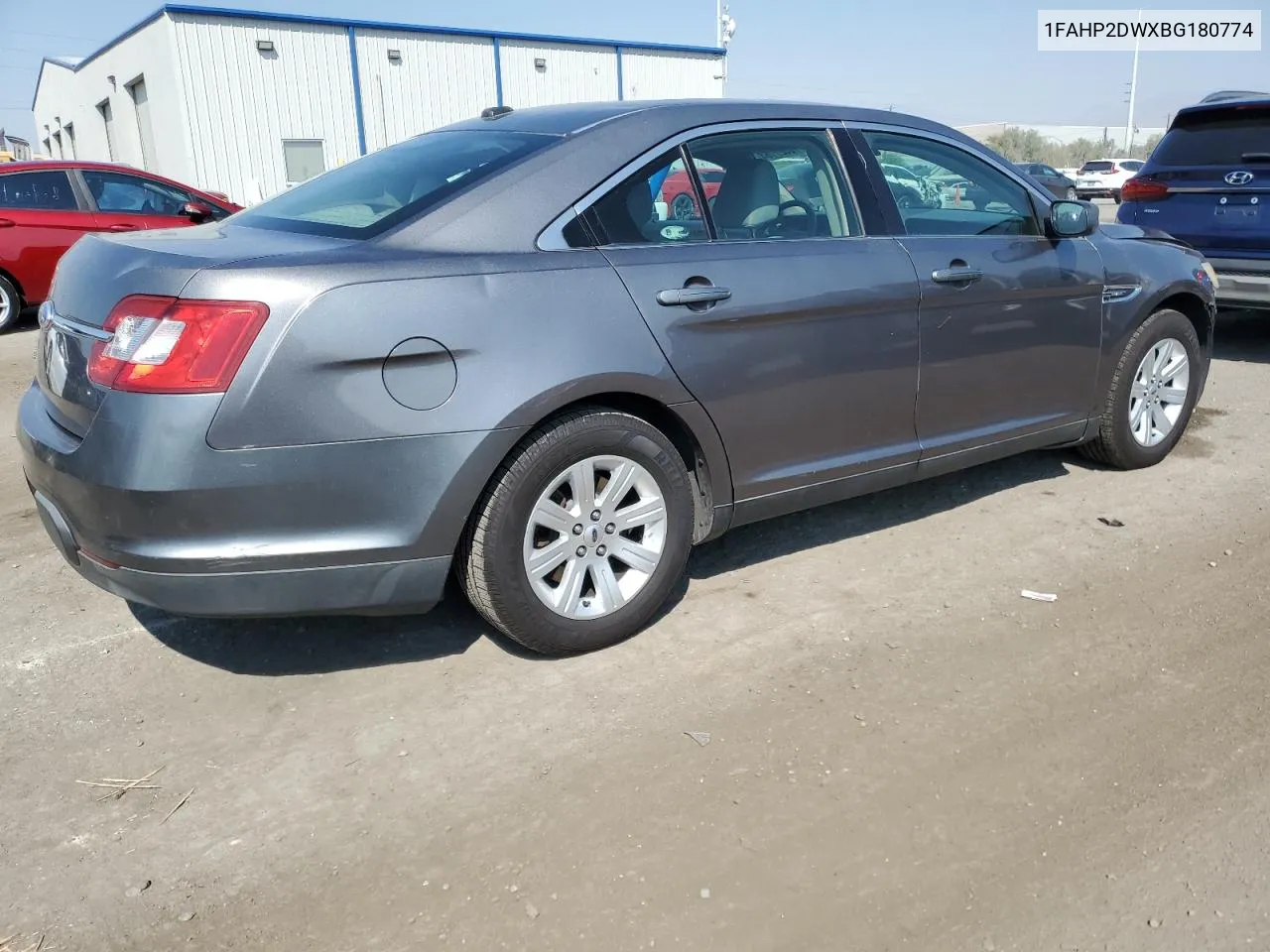 1FAHP2DWXBG180774 2011 Ford Taurus Se