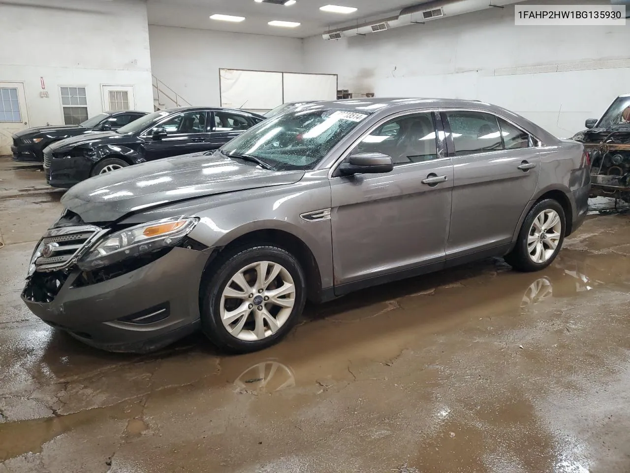 2011 Ford Taurus Sel VIN: 1FAHP2HW1BG135930 Lot: 73203514