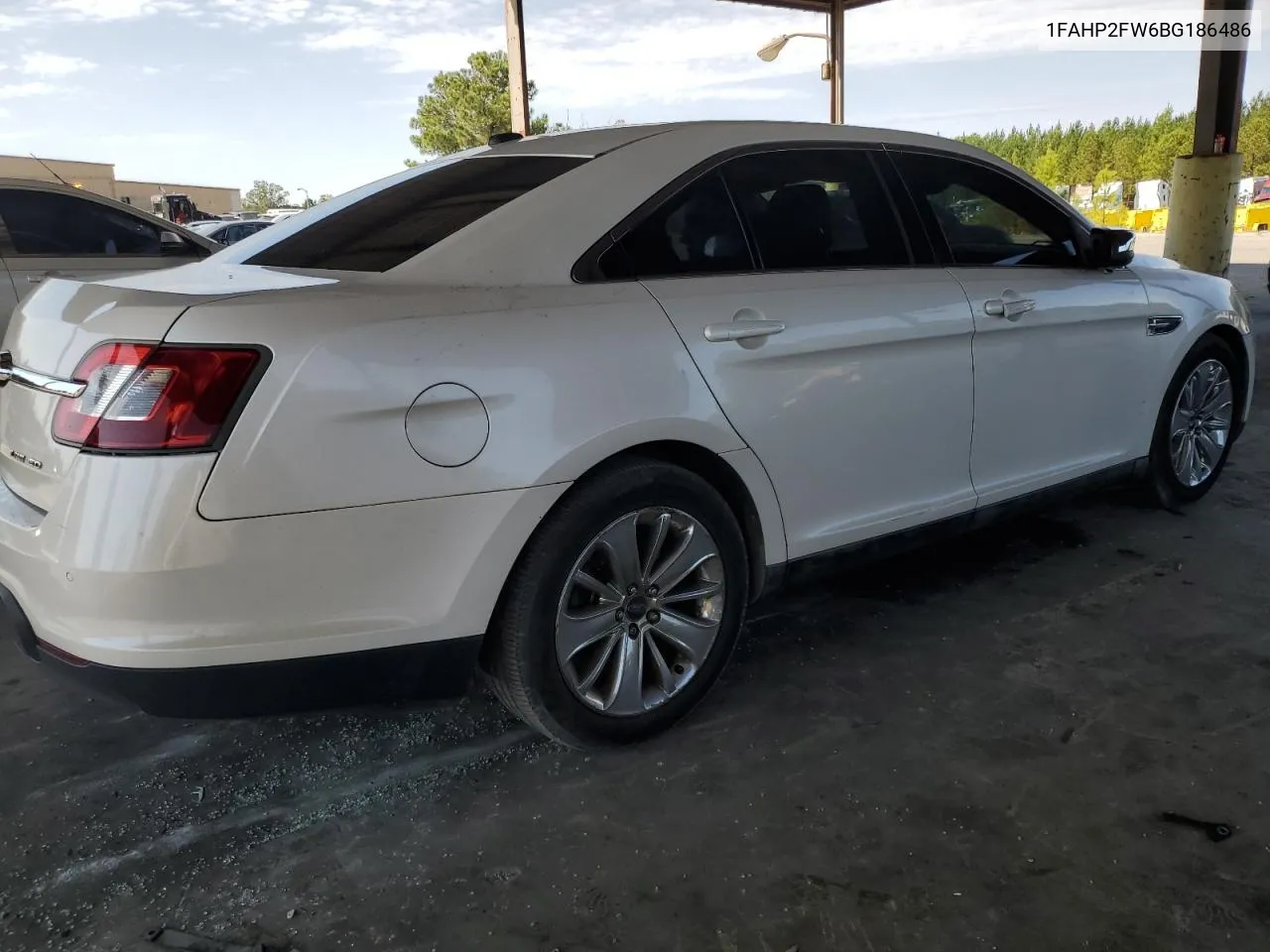 2011 Ford Taurus Limited VIN: 1FAHP2FW6BG186486 Lot: 75959184