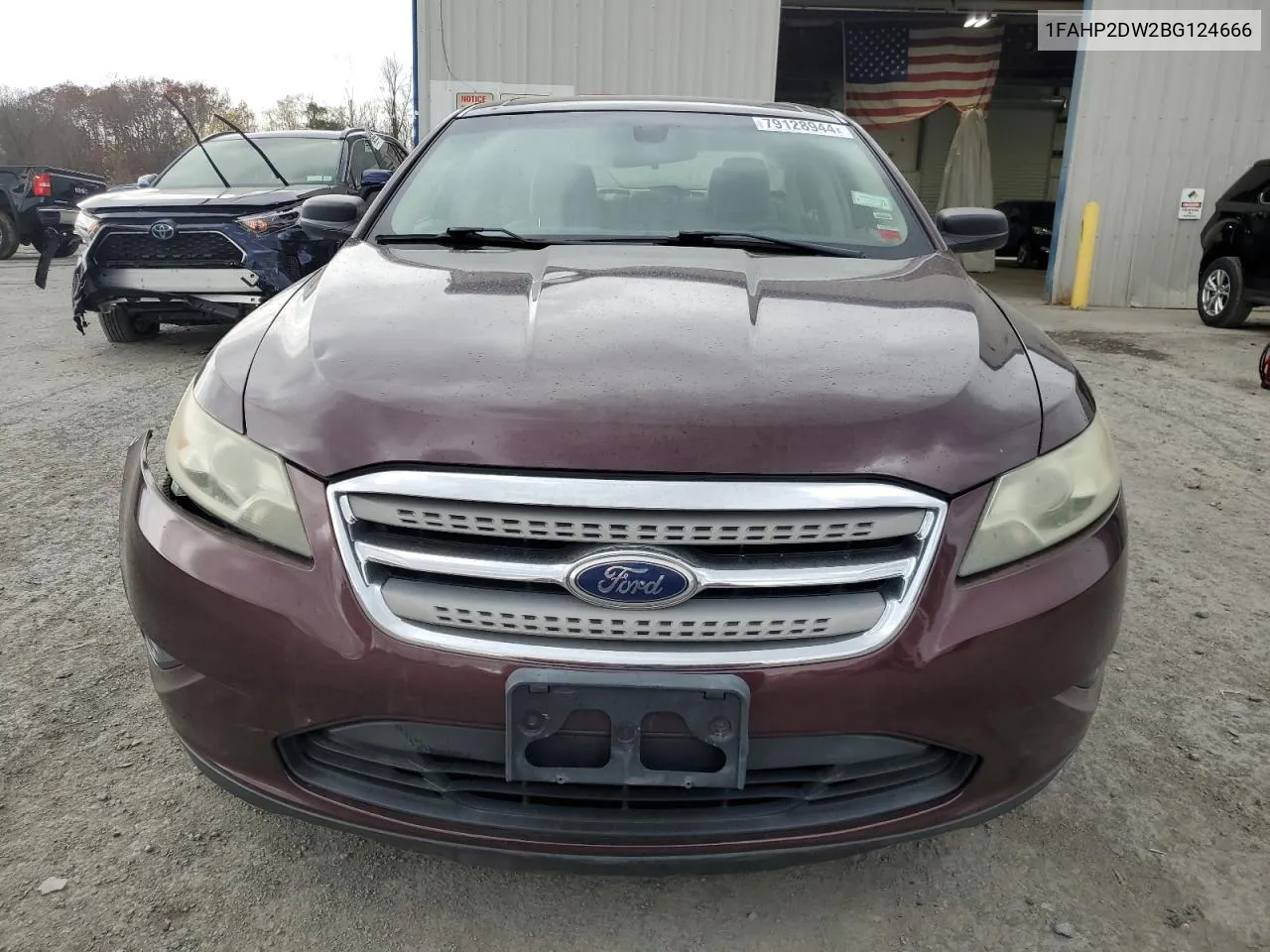 2011 Ford Taurus Se VIN: 1FAHP2DW2BG124666 Lot: 79128944