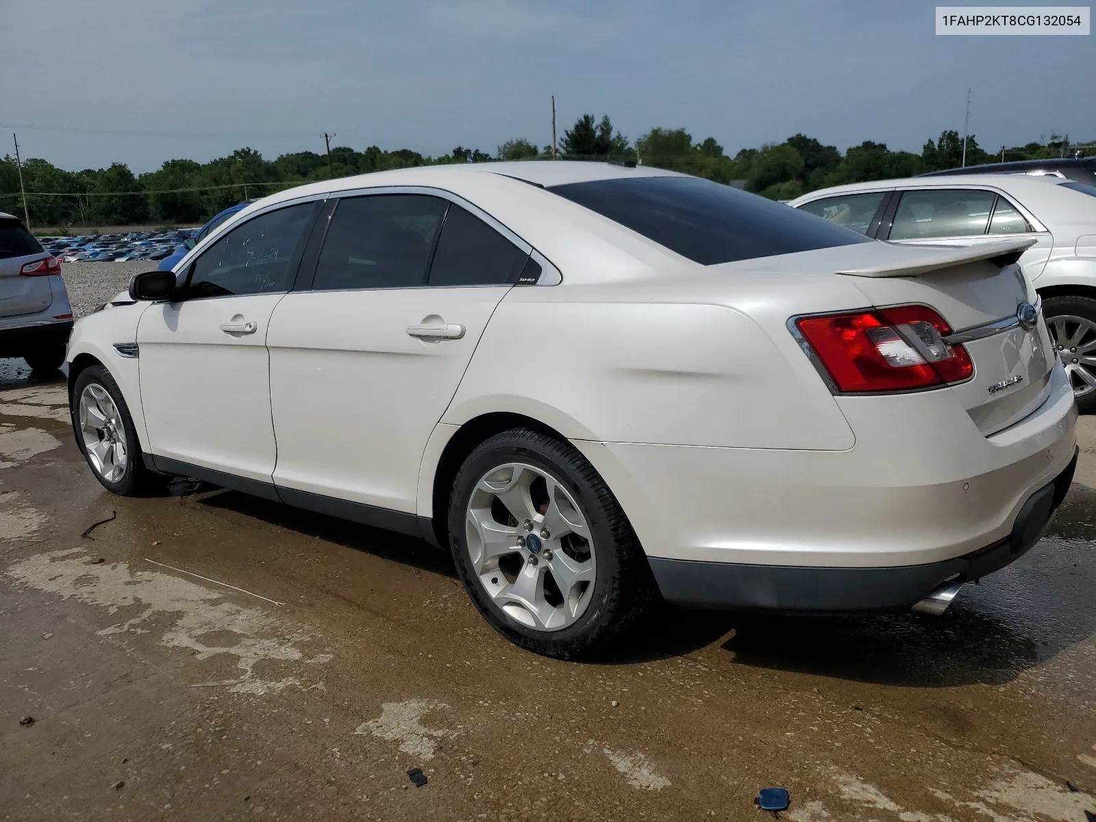 1FAHP2KT8CG132054 2012 Ford Taurus Sho