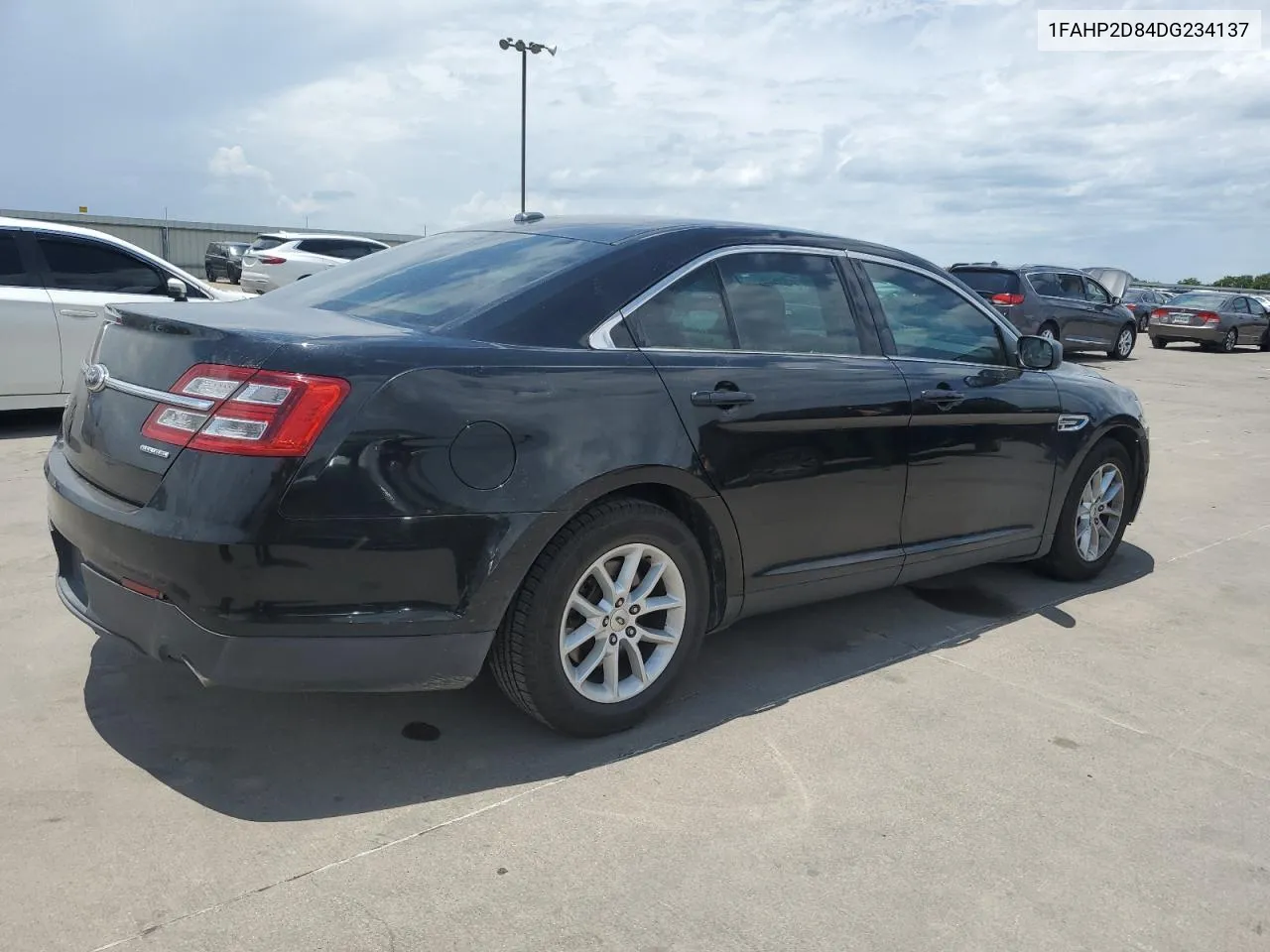 1FAHP2D84DG234137 2013 Ford Taurus Se