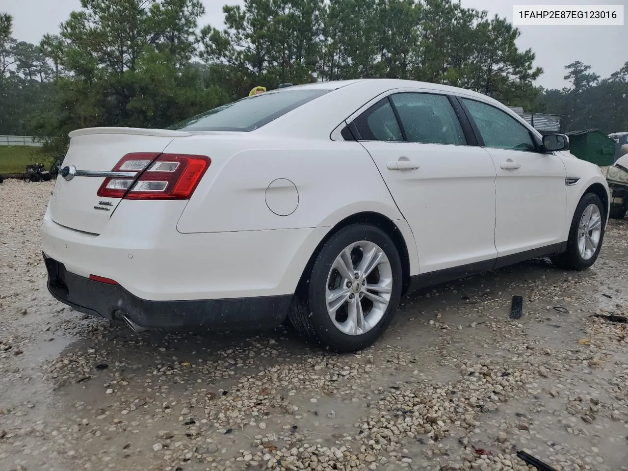 2014 Ford Taurus Sel VIN: 1FAHP2E87EG123016 Lot: 70146324