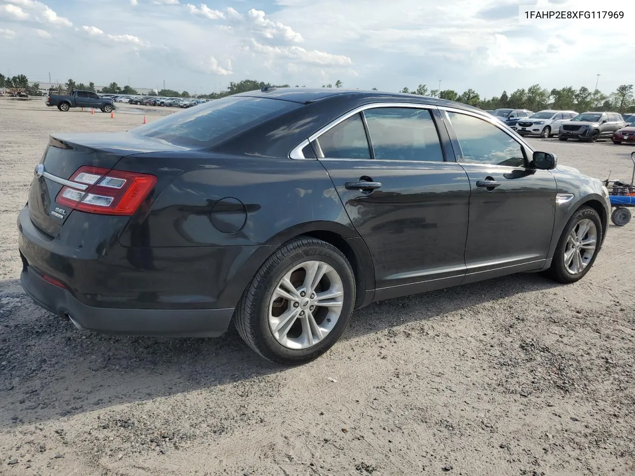 1FAHP2E8XFG117969 2015 Ford Taurus Sel