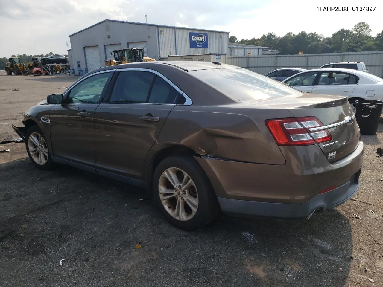 1FAHP2E88FG134897 2015 Ford Taurus Sel