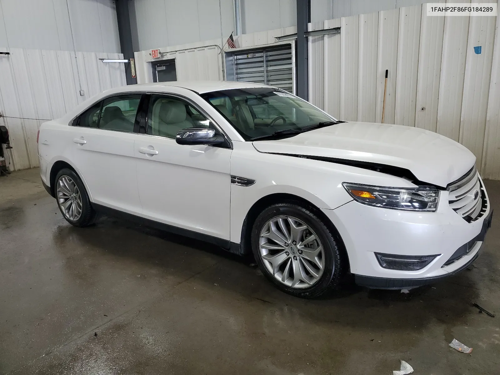 2015 Ford Taurus Limited VIN: 1FAHP2F86FG184289 Lot: 67265814