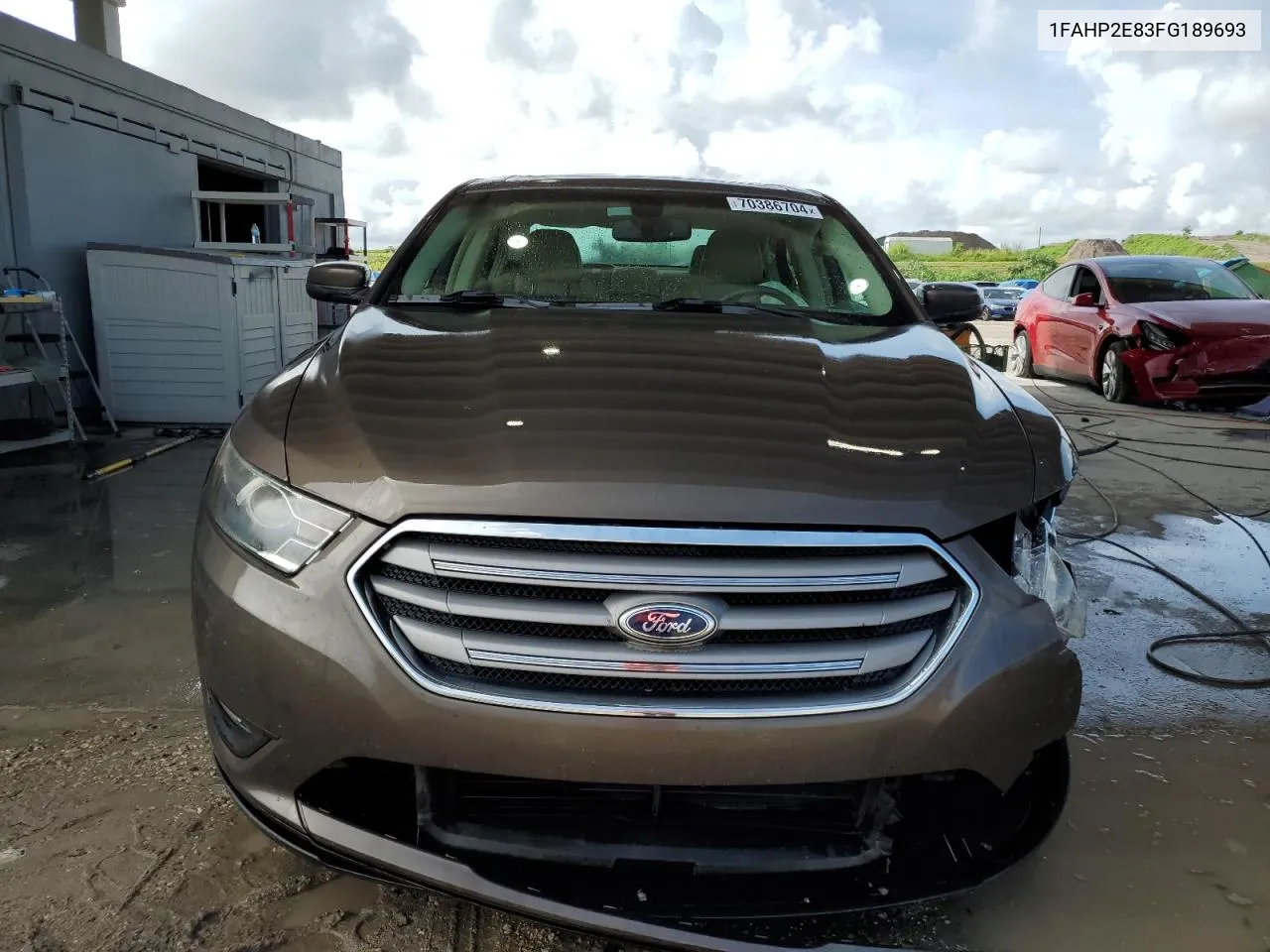 1FAHP2E83FG189693 2015 Ford Taurus Sel