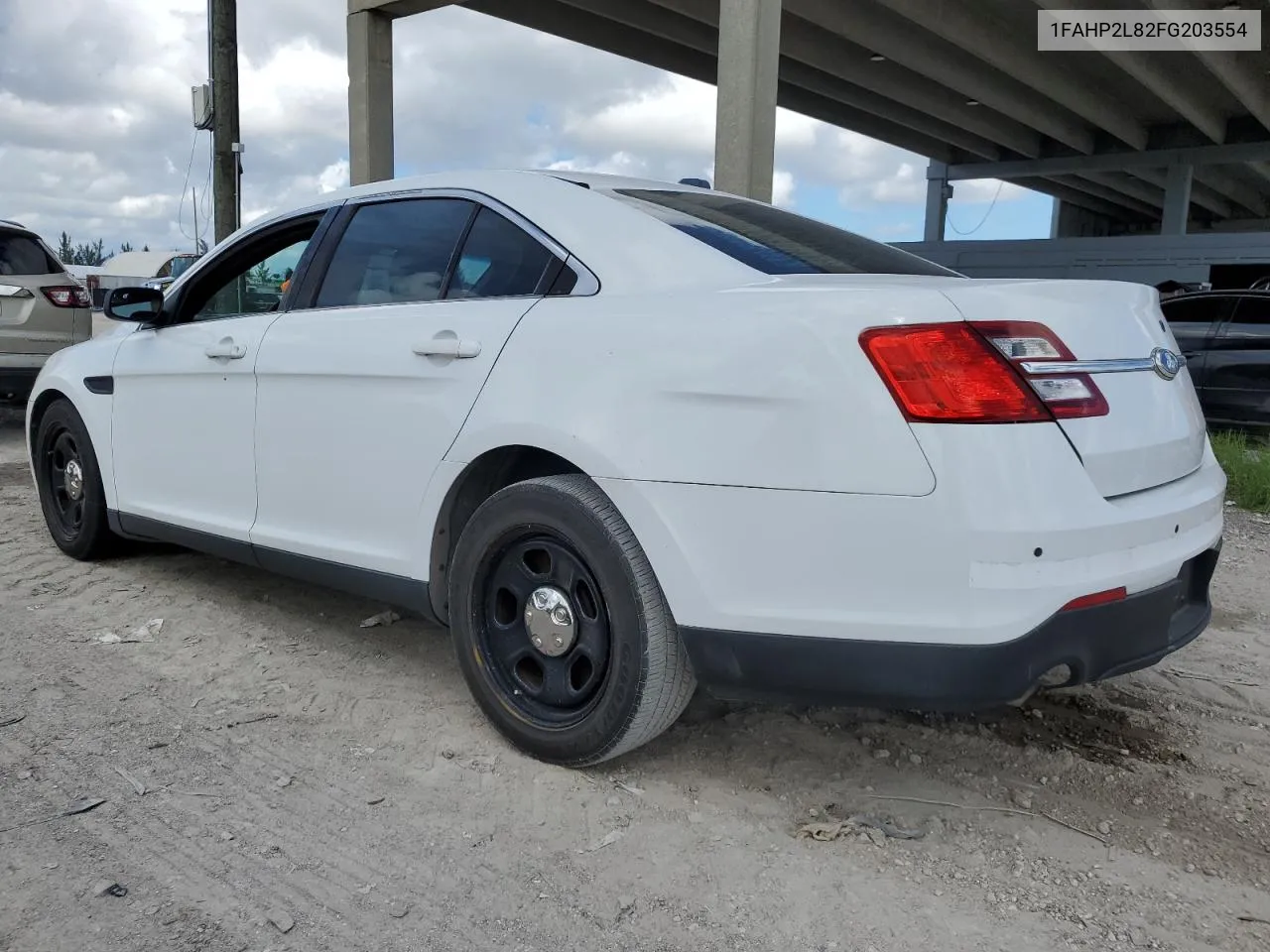 2015 Ford Taurus Police Interceptor VIN: 1FAHP2L82FG203554 Lot: 73117244