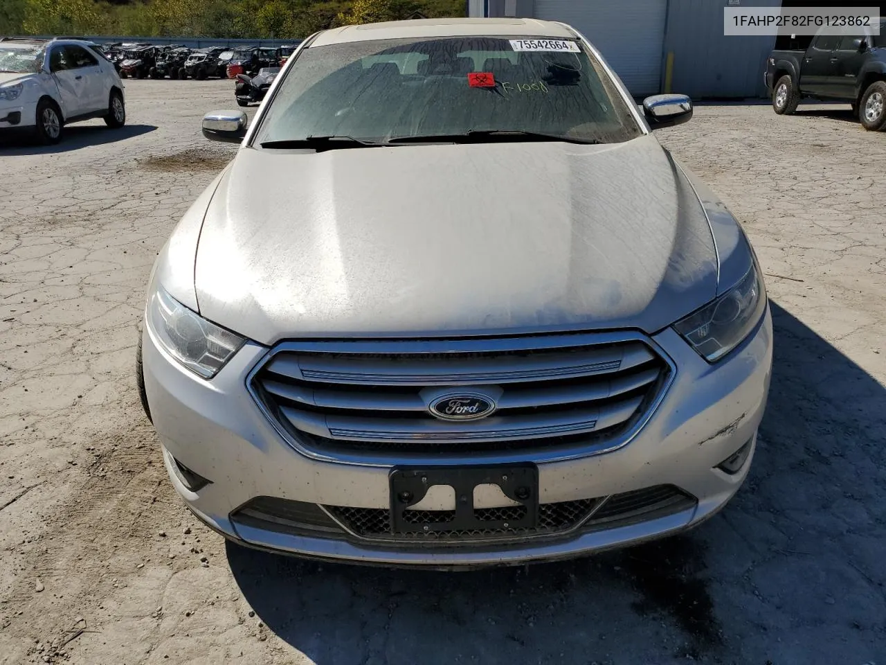 2015 Ford Taurus Limited VIN: 1FAHP2F82FG123862 Lot: 75542664