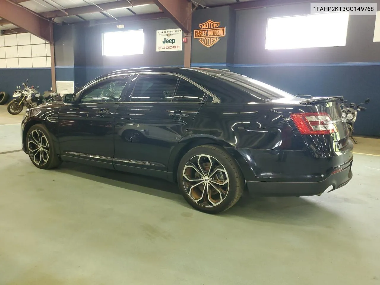 1FAHP2KT3GG149768 2016 Ford Taurus Sho