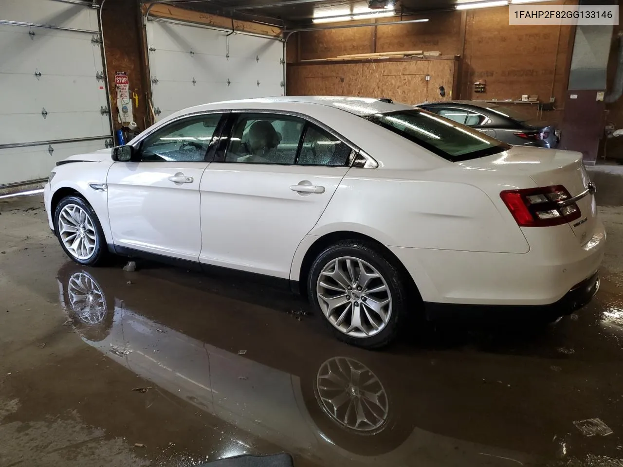 1FAHP2F82GG133146 2016 Ford Taurus Limited